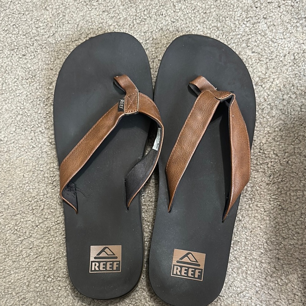Reef Men's Brown Sandals size 13